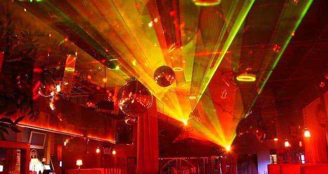 Лазерная установка купить в Калининграде для дискотек, вечеринок, дома, кафе, клуба